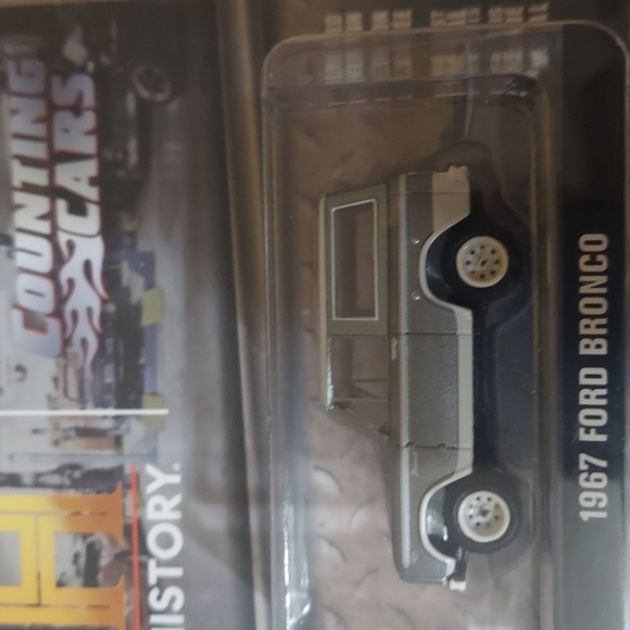 FORD BRONCO  1967 made by greenlight Hollywood. Limited edition  diecast. - Picture 3 of 4
